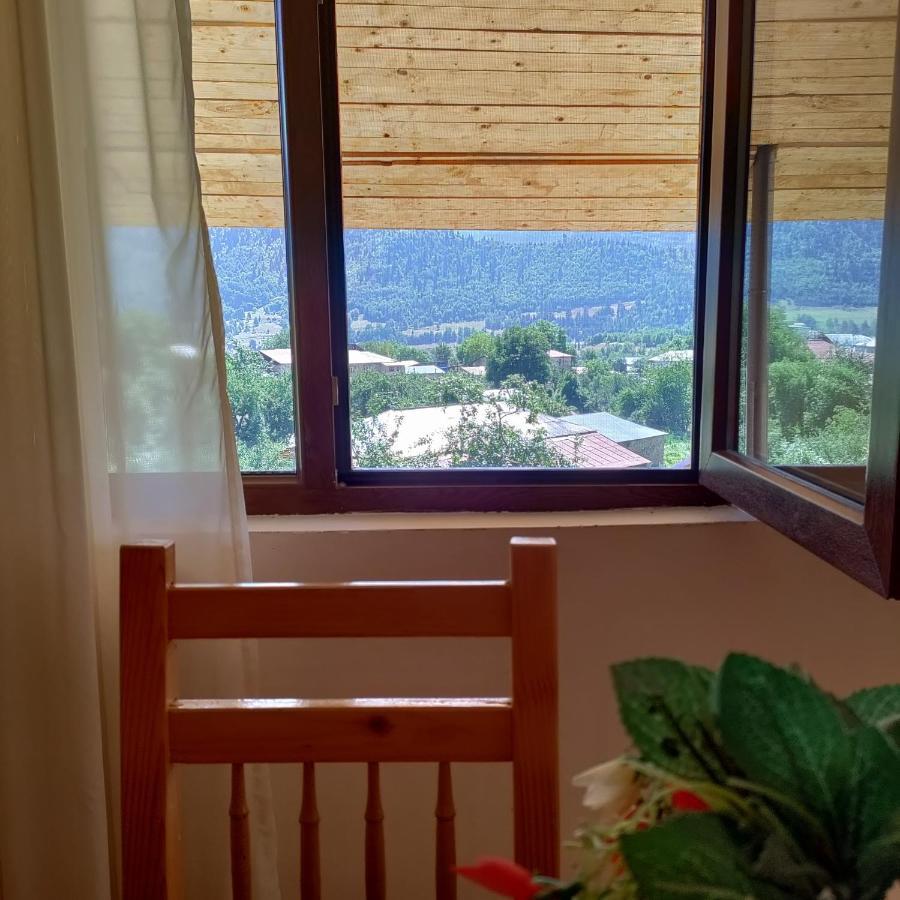 Village House Местія Екстер'єр фото