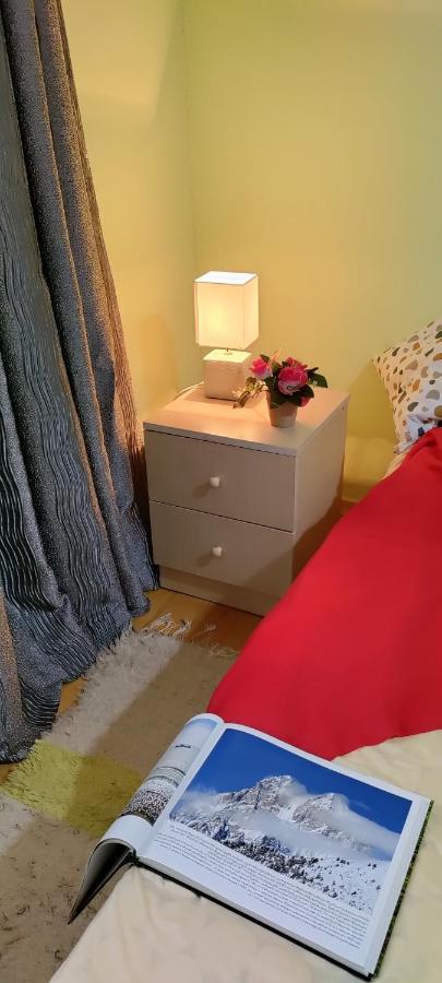 Village House Местія Екстер'єр фото