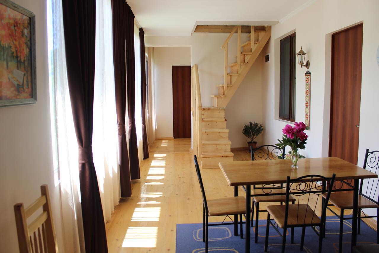 Village House Местія Екстер'єр фото