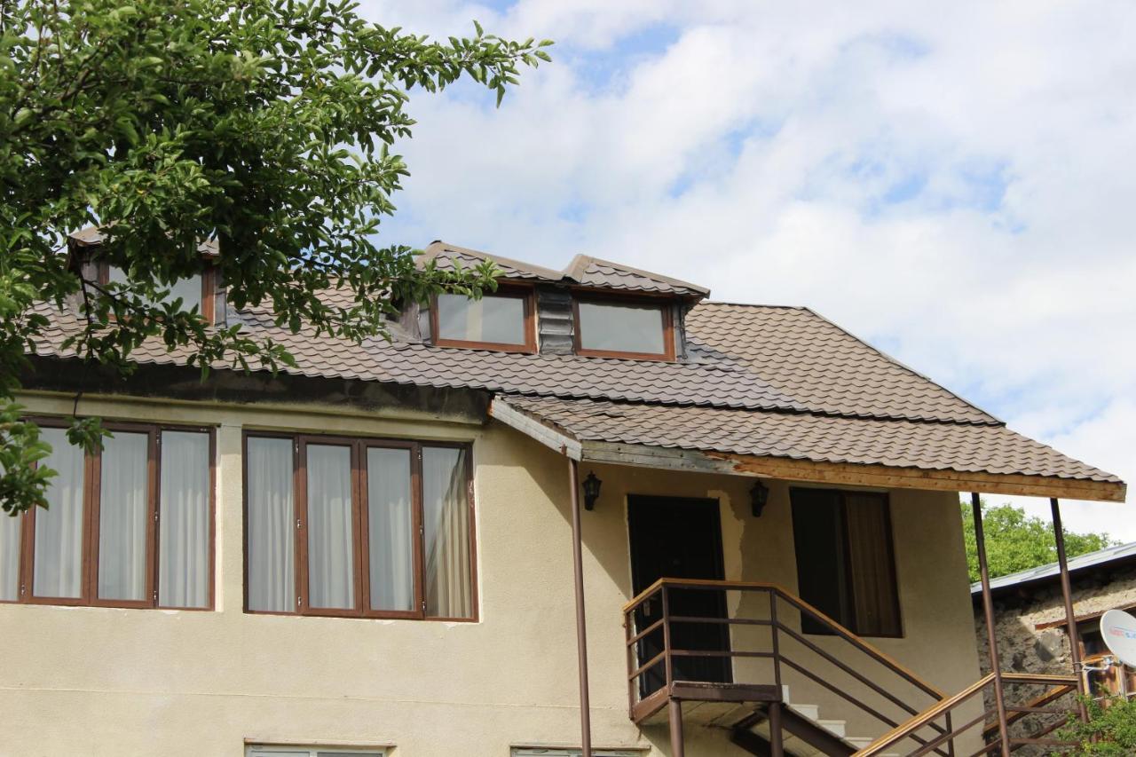 Village House Местія Екстер'єр фото